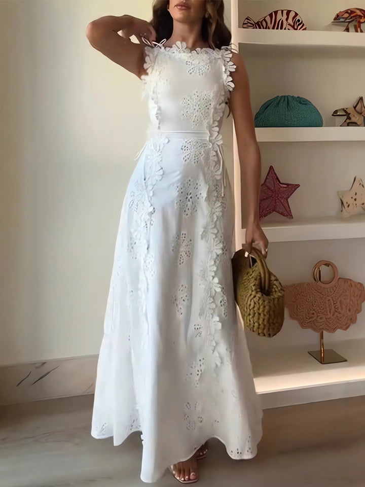 Éliora – Long dress with knotted straps and floral lace pattern