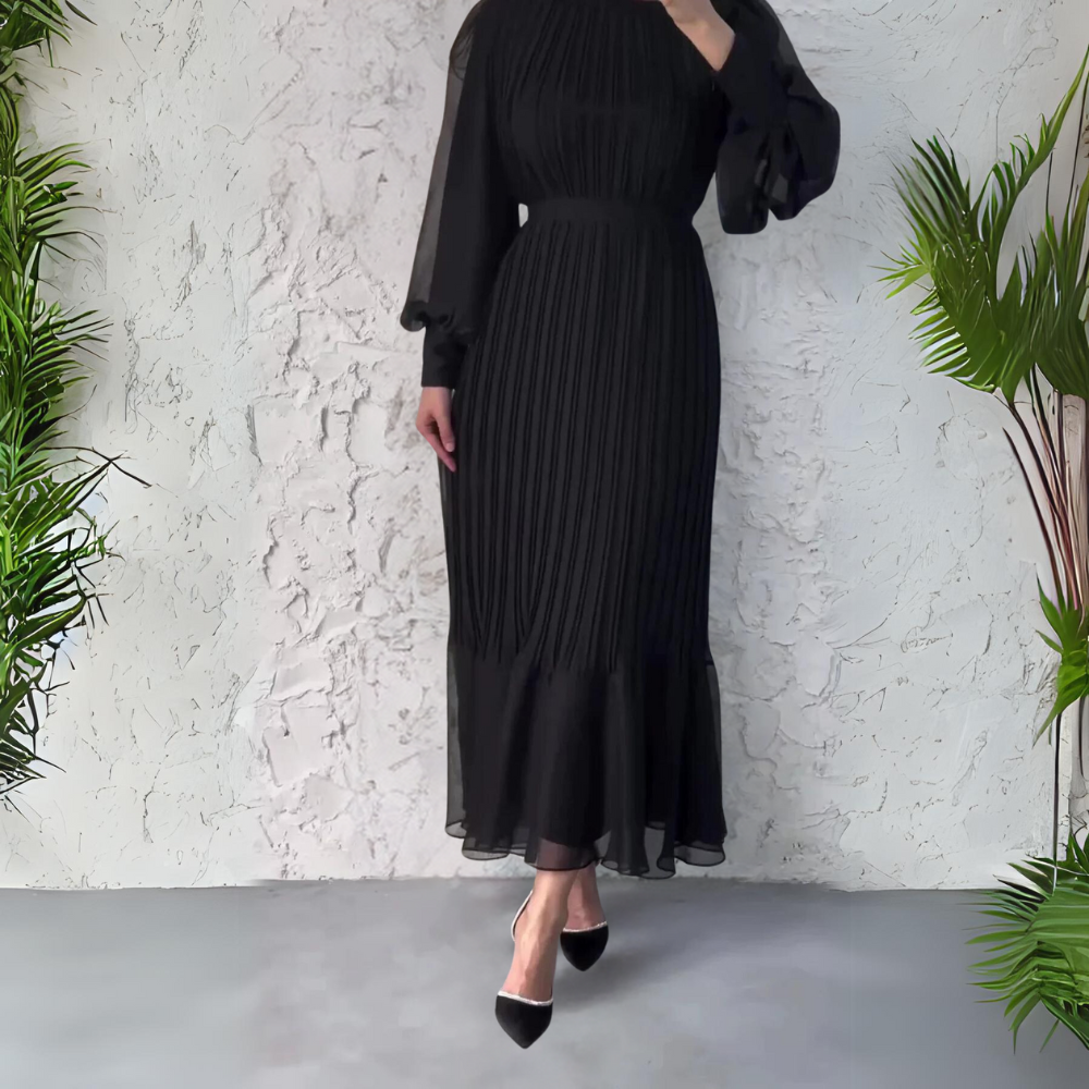 Elegant Pleated Maxi Dress