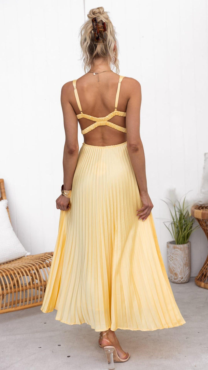 Eline | Elegant long dress with V-neck and pleated skirt